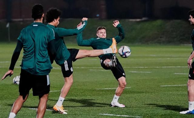 8868体育APP-折腾之旅与热身赛过后，拜仁还差一场登基“六冠王”